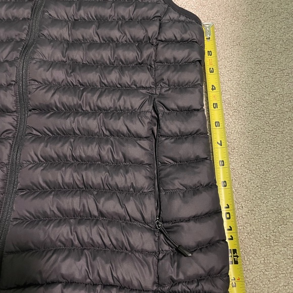 Helly Hansen Men’s medium black vest - Picture 6 of 6